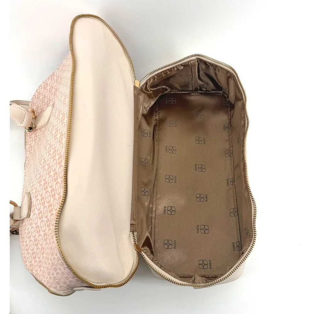 IMAN Women Cream Blush Geometric Logo Satchel Handbag and Cosmetic Case 2pc Set